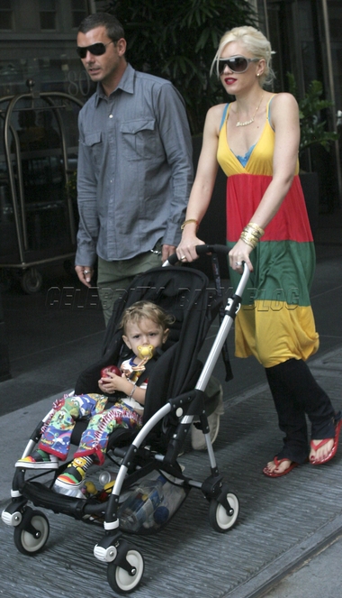 gwenstefani_g_b_gr_02_cbb.jpg