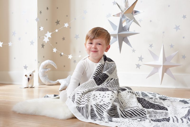 bamboo dream blanket midnight stylo